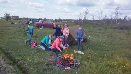 Вихованці табору "Веселка" ходили у похід